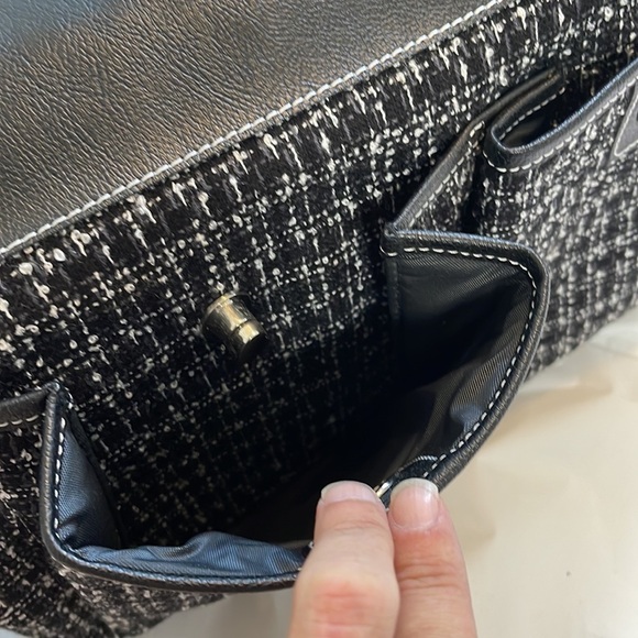 Estes Lauder women’s leather and tweed fabrics with 2 leather handles - Picture 4 of 9